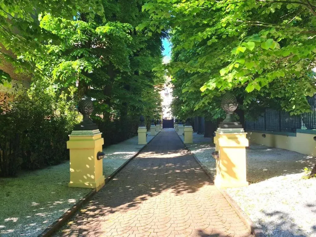 Villa Ito La Spezia 0*,